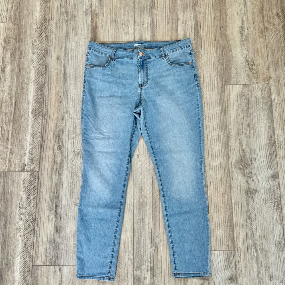 Women's Blue Jeans